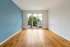Zukunftssicher investieren: Familienwohnung mit Potenzial in Berlin - Friedrichshain - Elternschlafzimmer mit Master-Bad