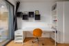 Urban investieren in Berlin - F'hain: junges 1‑Zimmer‑Apartment nahe Spree, starke Mieteinnahmen - Arbeitsplatz