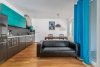 Komponistenviertel nahe Prenzlauer Berg: 2‑Zimmer, 60 m², Loggia, 3. OG – BJ 2015, flexibel nutzbar - Offene Einbauküche