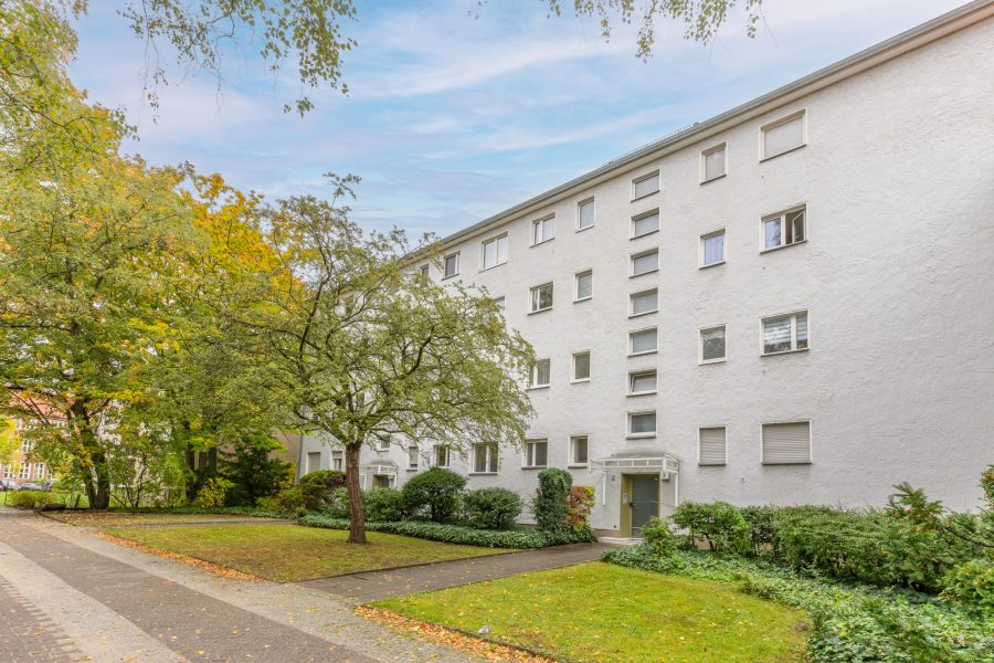 Alt-Mariendorf: Frisch renoviertes 1‑Zimmer‑Apartment mit SW‑Balkon und Blick ins Grüne, 12107 Berlin, Etagenwohnung